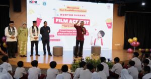 Peringati Hardiknas 2025, KPK Ajak Ratusan Pelajar DKI Jakarta Nobar dan Dongeng Antikorupsi
